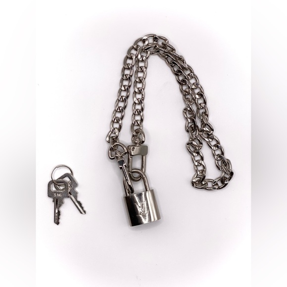 LOUIS VUITTON Bundle Silver Lock + Key 318 + Chain + Box + Dust Bag - Picture 8 of 8